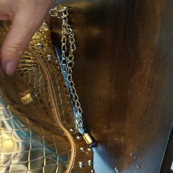 Metallic Gold Croc-Embossed Shoulder Bag with Stud and Chain Accent - Picture 6 of 6
